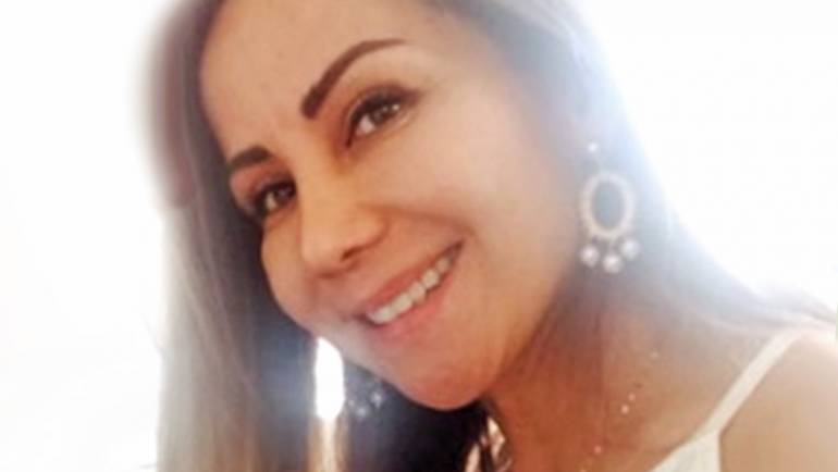 <span style="display:none;">7 </span>Adriana Flores