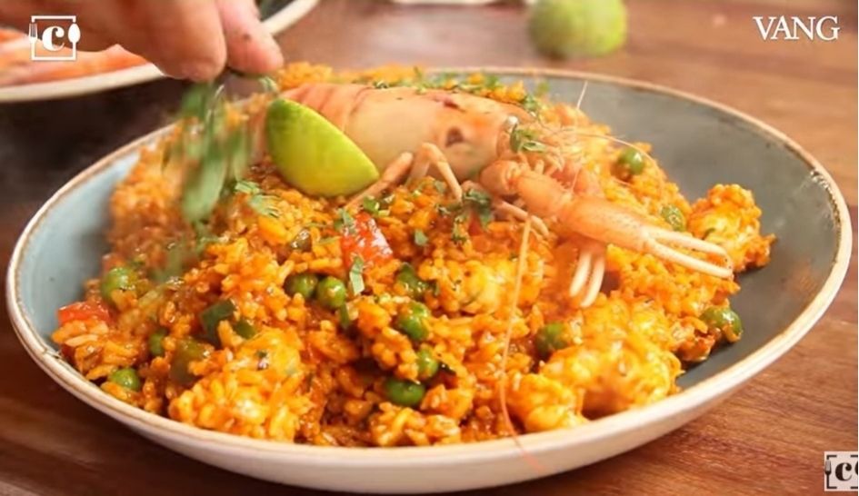 Arroz con camarones al estilo de Perú