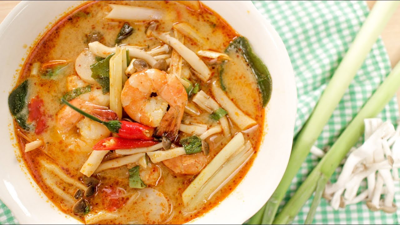 Tom Yum Goong Recipe (Creamy Style!) ต้มยำกุ้งนำ้ข้น | Receta Thai