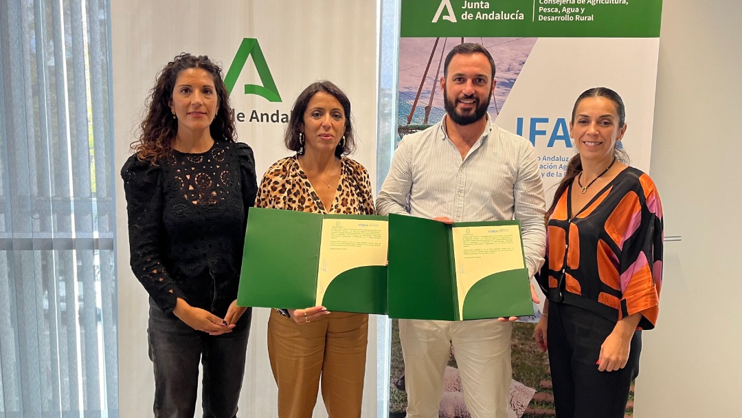 La Junta de Andalucía y CTAQUA se unen para potenciar la acuicultura a través de la investigación y la formación