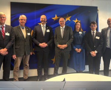 La acuicultura europea en su conjunto pide al comisario Kadis un liderazgo político firme para recuperar el crecimiento de la producción