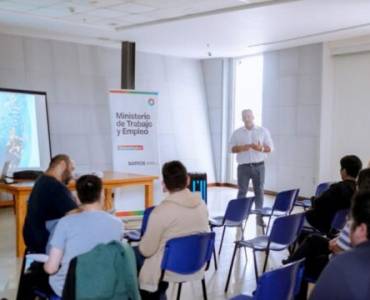 Gobierno lanza capacitación en Acuicultura y Miticultura para fortalecer el sector pesquero