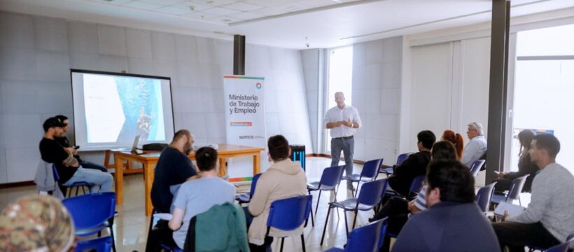 Gobierno lanza capacitación en Acuicultura y Miticultura para fortalecer el sector pesquero